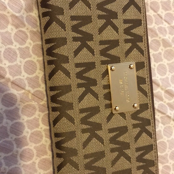 Wallet - Picture 1 of 2